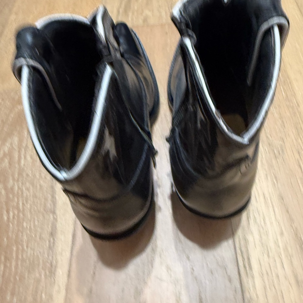 Thunderbolt Black Ankle Cowboy Boots - Picture 4 of 8